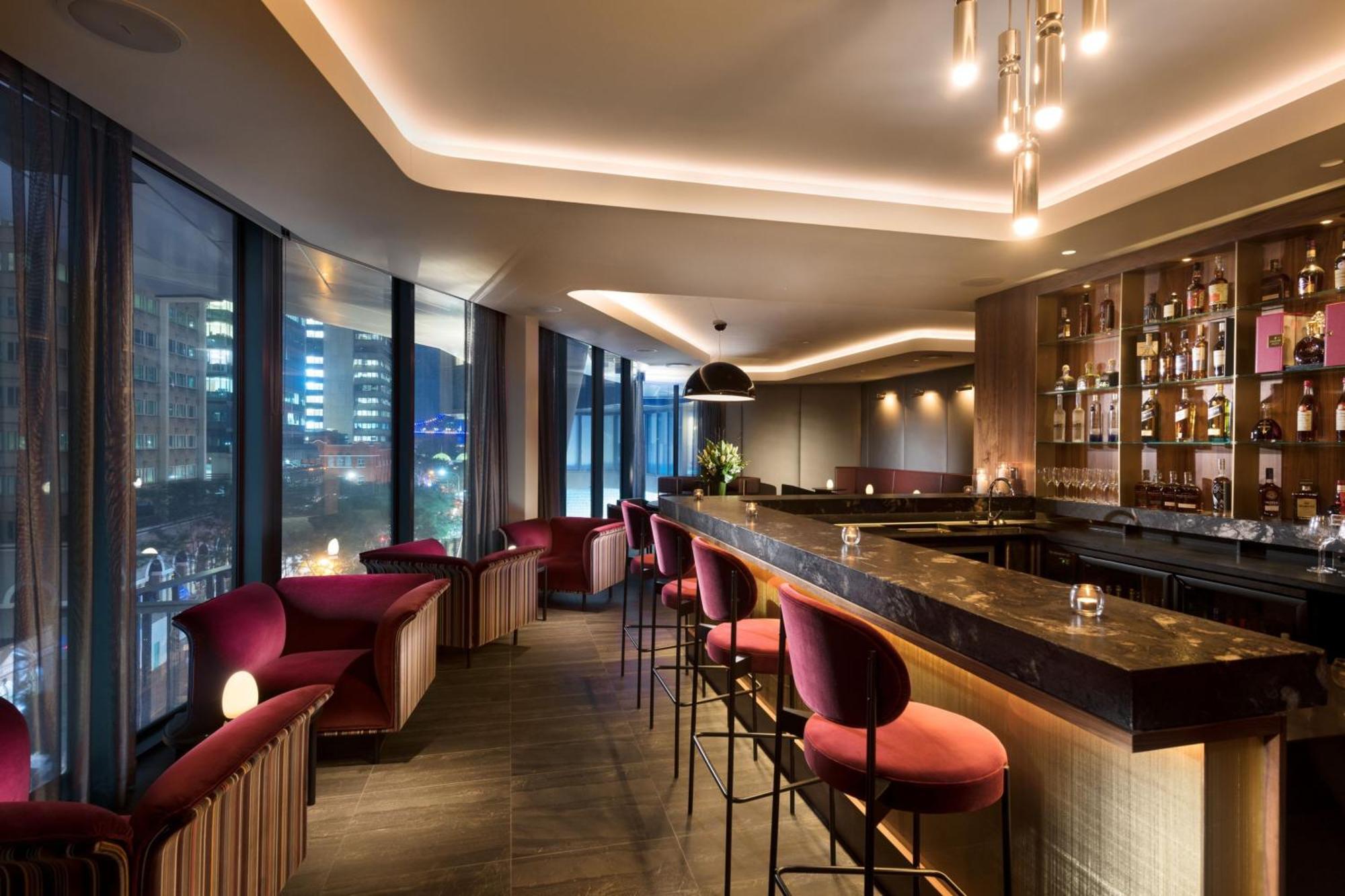 מלון The Westin בריסביין מראה חיצוני תמונה The bar at the 360° Sky Lounge