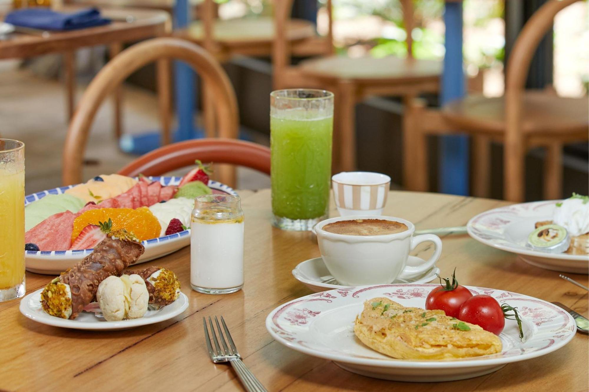 מלון The Westin בריסביין מראה חיצוני תמונה A typical breakfast at the Dacha